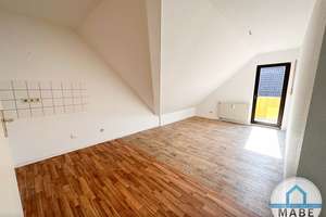 2-Zimmer-Wohnung mit Balkon im Grünen!