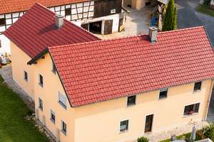Außergewöhnliches Wohnhaus mit Scheune, Stallgebäude und vielfältigen Nutzungsmöglichkeiten – Die vollständige Adresse der Immobilie erhältst du vom Anbieter., 96167 Königsfeld – Vorschaubild 1