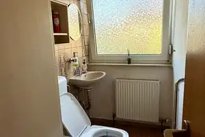 Schönes RMH 5 Zimmer, Wintergarten, Haustiere, Garten, Garage ab sofort – Ostendstraße 0, 74193 Heilbronn (Kreis) – Vorschaubild 12