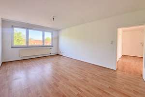 Lichtdurchflutete 3-Zimmer-Wohnung mit großem Balkon in Lübeck-St. Lorenz Nord – Die vollständige Adresse der Immobilie erhältst du vom Anbieter., 23556 Sankt Lorenz Nord, Lübeck – Vorschaubild 4