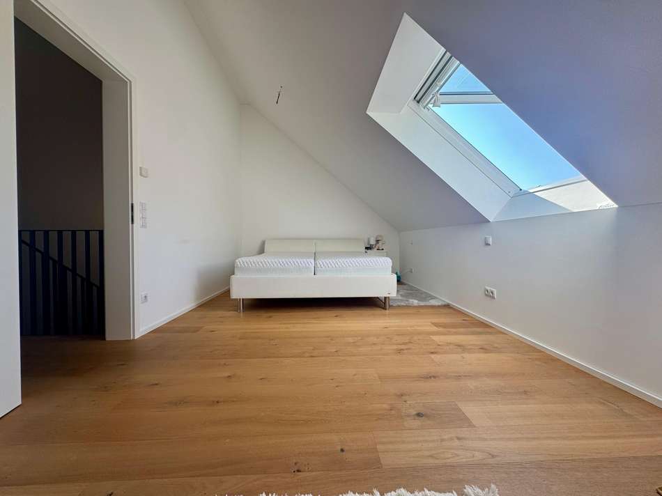 Schlafzimmer DG
