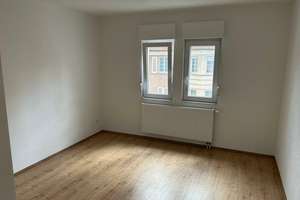 Kernsaniertes 3-Parteienhaus mit ausgebautem Dachboden – Ihre Zukunftsorientierte Investition! – Die vollständige Adresse der Immobilie erhältst du vom Anbieter., 73728 Oberesslingen, Esslingen am Neckar – Vorschaubild 2