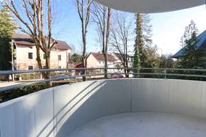 Möblierte 2-Zimmer-Wohnung mit 3 Balkonen und Aufzug in Bogenhausen – Die vollständige Adresse der Immobilie erhältst du vom Anbieter., 81925 Oberföhring, München – Vorschaubild 4