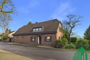 Restbauernhof in Krefeld-Verberg auf 1.843 m² mit Blick ins  Landschaftsschutzgebiet