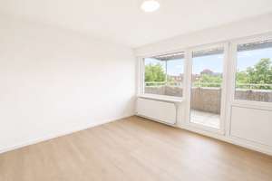 ERSTBEZUG NACH SANIERUNG: MODERNE 2-Zimmer Wohnung -  in  Zentraler Lage – Silcherstraße 2, 71638 Süd, Ludwigsburg – Vorschaubild 3