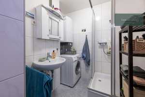 Charmante 4-Zimmer-Etagenwohnung mit Balkon in München-Moosach – Ideal für Paare und kleine Familien – München – Vorschaubild 10