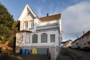 Charmantes Wohnensemble aus Apartmenthaus und hochwertigem Wohnhaus. – Die vollständige Adresse der Immobilie erhältst du vom Anbieter., 66482 Niederauerbach, Zweibrücken – Vorschaubild 2