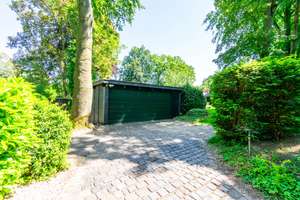 Exklusives Anwesen mit vielen Möglichkeiten am Hülser Berg. 2.695 m² sonniges Grundstück. – Die vollständige Adresse der Immobilie erhältst du vom Anbieter., 47802 Hülser Berg, Krefeld – Vorschaubild 2