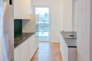 HOMESK - Direkt an der Havel: 4-Zimmer-EG-Wohnung mit Garten, Terrasse und Wasserblick – Parkstraße 11, 13585 Hakenfelde, Berlin – Vorschaubild 4