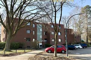 Frei verfügbar: Terrassenwohnung mit durchdachtem Grundriss und viel Potenzial! – Burgwedelkamp 25, 22457 Schnelsen, Hamburg – Vorschaubild 4