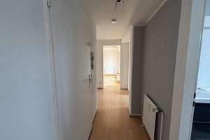 Helle Dachgeschosswohnung - ohne Aufzug! – Brigittenstraße 25, 12249 Lankwitz, Berlin – Vorschaubild 3
