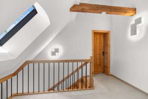 Einmalige Chance: Außergewöhnliche Dachgeschosswohnung im Hofmark-Schloss - Keine Käuferprovision! – Die vollständige Adresse der Immobilie erhältst du vom Anbieter., 84375 Kirchdorf am Inn – Vorschaubild 15