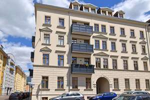 ERSTKLASSIG SANIERTE ALTBAUWOHNUNG | 4 Zimmer mit Balkon und 2 Bädern im Leipziger Zentrum – 4107 Zentrum-Süd, Leipzig – Vorschaubild 2