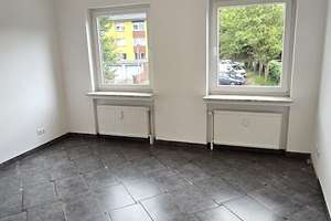 Sehr schöne renovierte 3 Zimmer Wohnung in Gelsenkirchen zu vermieten – Schalker Str. 173, 45881 Schalke, Gelsenkirchen – Vorschaubild 3