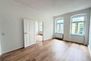 Kein Hammer nötig. Wir haben renoviert/No DIY required – we’ve already taken care of the renovation. – Bernsdorfer Straße 82, 9126 Bernsdorf, Chemnitz – Vorschaubild 6