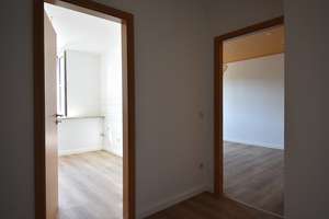 Frisch renoviert! Charmante 2-Zimmer-Maisonette-Whg in Hagen-Eilpe – Hohle Str. 19a, 58091 Eilpe, Hagen – Vorschaubild 2