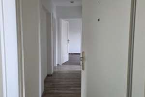 Ruhig wohnen mit Gartenblick – frisch renovierte 3-Zimmer-Wohnung in Dortmund-Bodelschwingh – Rohdesdiek 79, 44357 Bodelschwingh, Dortmund – Vorschaubild 3