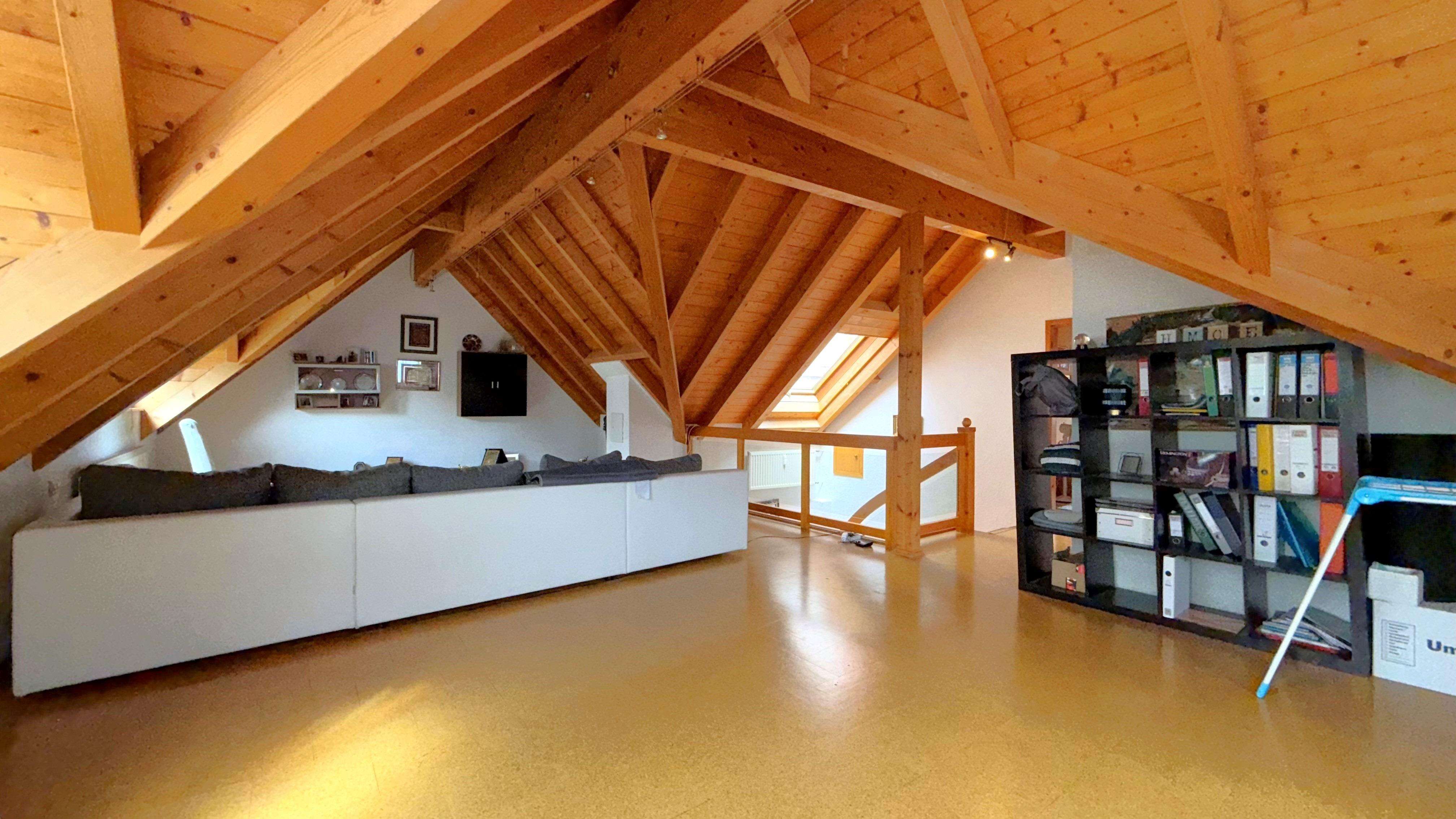 Immobilie in Donaueschingen - Wohnen auf zwei Ebenen - Bild 0