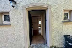 RESERVIERT! Stadtvilla mit zweigeteiltem Grundstück in bevorzugter Wohnlage – Die vollständige Adresse der Immobilie erhältst du vom Anbieter., 95326 Kulmbach – Vorschaubild 5