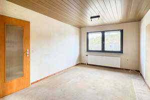 Sanierungsbedürftiges Einfamilienhaus mit Erbbaurecht in familienfreundlicher Lage von Morsbach – Die vollständige Adresse der Immobilie erhältst du vom Anbieter., 51597 Morsbach – Vorschaubild 5