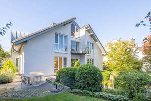 Modernes Architektenhaus mit luxuriösem Flair, großzügiger Raumgestaltung und gehobenem Wohnkomfort – Die vollständige Adresse der Immobilie erhältst du vom Anbieter., 53117 Auerberg, Bonn – Vorschaubild 49