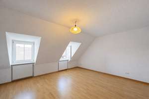 Zum Verkauf: bezugsfreie 2 Zimmer-Dachgeschoss-Wohnung in begehrter Lage von Freiburg – 79098 Altstadt-Ring, Freiburg im Breisgau – Vorschaubild 7