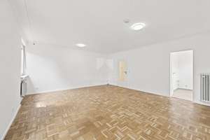 Modernisiert & bezugsfrei: 1-Zimmer-Wohnung mit Balkon in Solln! – Die vollständige Adresse der Immobilie erhältst du vom Anbieter., 81479 Thalkirchen, München – Vorschaubild 4