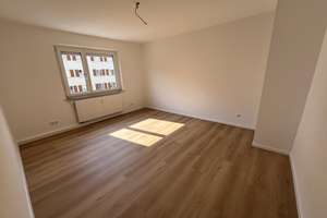 Frisch renovierte 4-Zi-Wohnung in Kornwestheim – Die vollständige Adresse der Immobilie erhältst du vom Anbieter., 70806 Kornwestheim – Vorschaubild 12