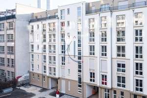 Top-Lage in Mitte – Ruhig wohnen am Spreeufer – Die vollständige Adresse der Immobilie erhältst du vom Anbieter., 10179 Mitte (Ortsteil), Berlin – Vorschaubild 11