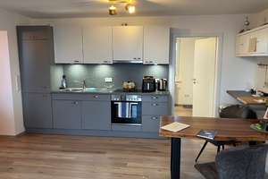 Moderne City-Wohnung mit Penthouse-Charakter und Balkon mit Herkulesblick! – Nahlstr. 2, 34117 Mitte, Kassel – Vorschaubild 4
