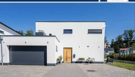 Bild von Exklusives, voll unterkellertes Architektenhaus mit ca. 376 m² Wohn-/ Nutzfläche in begehrter Lage