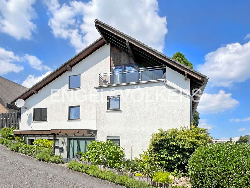 Immobilie in Hardert - Modernisiertes Mehrgenerationenhaus in naturnaher Lage - Bild 1