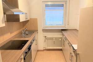 3 Zimmer - Wohnung mit Balkon! – Korntaler 17, 70439 Stammheim-Mitte, Stuttgart – Vorschaubild 2