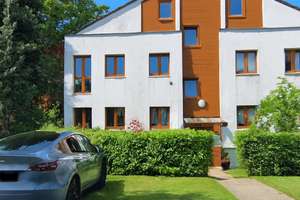 Haus im Haus: 5-Zimmer-Residence mit Gartenrefugium, Sonnenterrasse & interner Aufzugsanlage