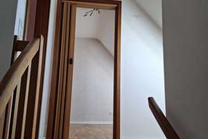 Von privat. Charmante 4-Zimmer Maisonette-Wohnung im 2. OG in Hamburg-Billstedt – Barckhusendamm 7, 22117 Billstedt, Hamburg – Vorschaubild 14