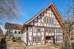 Mit Liebe restaurierter Resthof mit diversen Gebäuden in ländlicher Lage von Weenzen-Duingen – Die vollständige Adresse der Immobilie erhältst du vom Anbieter., 31089 Weenzen – Vorschaubild 3