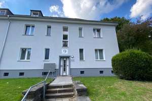 *** Gemütliche, DG-Wohnung in Schlossparknähe *** – Goosestr. 9, 45355 Borbeck-Mitte, Essen – Vorschaubild 1