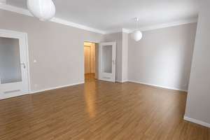 Attraktive 3-Zimmer Dachgeschoßwohnung in stilvollem Altbau – Die vollständige Adresse der Immobilie erhältst du vom Anbieter., 80687 Friedenheim, München – Vorschaubild 3