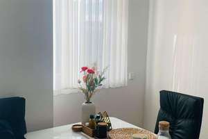 2,5 Zimmer- Galerie-Wohnung mit großem Balkon, EBK & Kamin, NU-Wiley – 89231 Neu-Ulm – Vorschaubild 4