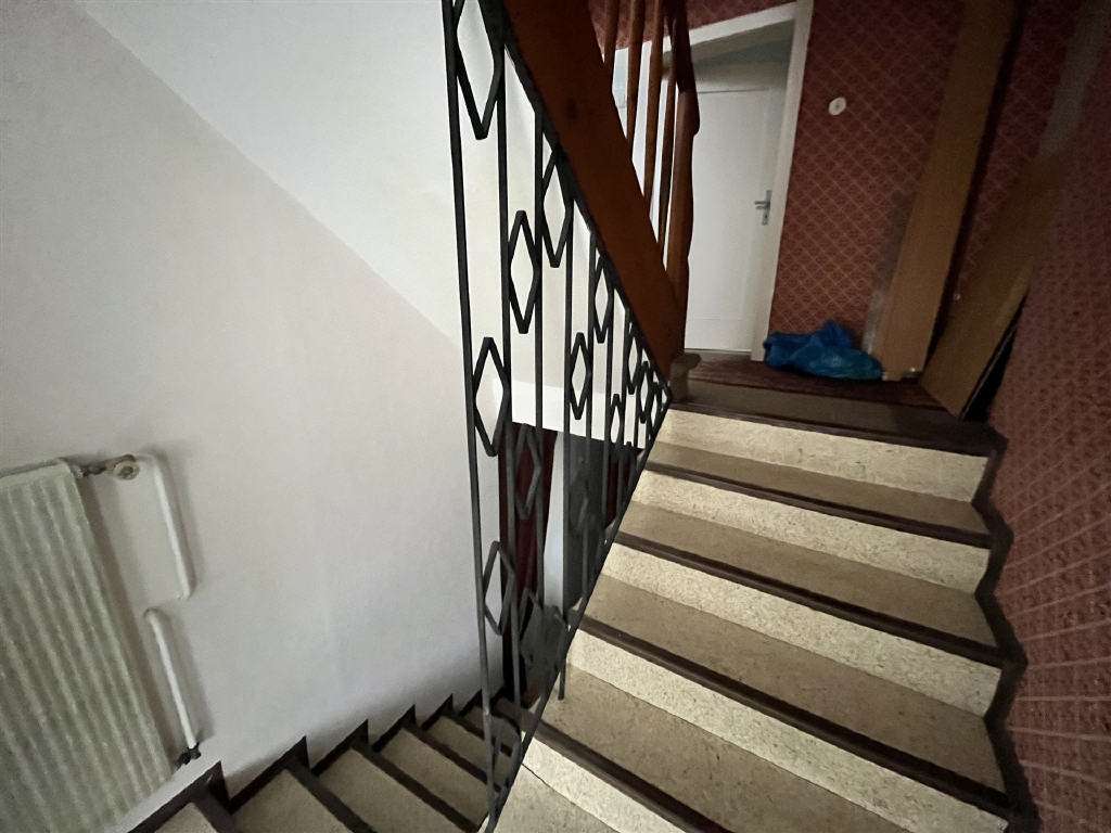 Sanierungsbedürftiges Reihenmittelhaus in ruhiger Lage von Unterbalbach, Main Tauber Kreis – Bild 3