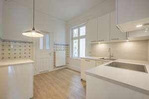 Bezugsfertiger Altbau mit Süd-West-Balkon,  Weitblick & Jugendstil-Charme – Die vollständige Adresse der Immobilie erhältst du vom Anbieter., 20253 Hoheluft-West, Hamburg – Vorschaubild 7
