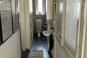 !Top Wohnung,renoviert,EBK neu (Ablöse),Wintergarten,Erker,Altbau,3-Meter-Decken,ÖPNV-Park-SWR-Nähe – Stöckachstraße 2, 70190 Stuttgart – Vorschaubild 7