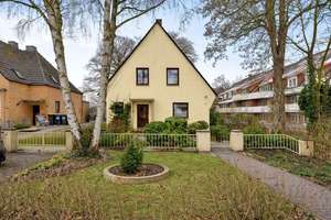 Wohnen in Bremen-Nord: Einfamilienhaus mit Wohlfühlcharakter