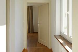 Super geschnittene, helle 4 Zimmer Wohnung mit Balkon! Neuhausen/Nymphenburg! – Nibelungenstraße 55a, 80639 Nymphenburg, München – Vorschaubild 32