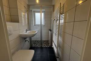 Da kommt man gern Heim. praktische 2-Zimmer-Wohnung – Essener Str. 10, 38108 Wabe-Schunter-Beberbach, Braunschweig – Vorschaubild 2