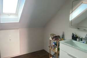 Helle 2 Zimmer DG Wohnung in Karlsruhe Beiertheim mit Balkon – Die vollständige Adresse der Immobilie erhältst du vom Anbieter., 76135 Beiertheim-Bulach, Karlsruhe – Vorschaubild 12