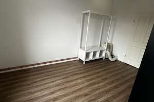 ++ Wohnen und Arbeiten auf 2 Etagen im Loft- Ambiente mit Dachterrasse und großzügiger Wohnung +++ – Merseburger Straße 26a, 6667 Weißenfels – Vorschaubild 11