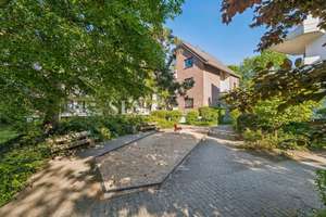 Wohnen am Ostpark – grün, ruhig, stadtnah -charmante Wohnung mit zwei Balkonen und Tiefgarage – Die vollständige Adresse der Immobilie erhältst du vom Anbieter., 40629 Grafenberg, Düsseldorf – Vorschaubild 7