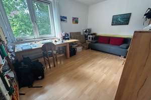 Großzügige 4-Zimmer-Wohnung mit Balkon in Hannover-Kleefeld – Die vollständige Adresse der Immobilie erhältst du vom Anbieter., 30625 Kleefeld, Hannover – Vorschaubild 4