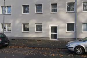 Sehr schön geschnittene 3-Raum-Wohnung im Mehrfamilienhaus